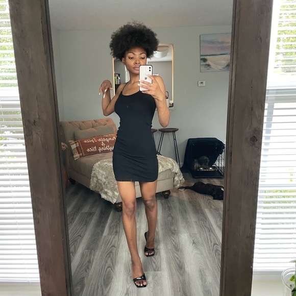 Black MIDI Bodycon Dress - Picture 4 of 12